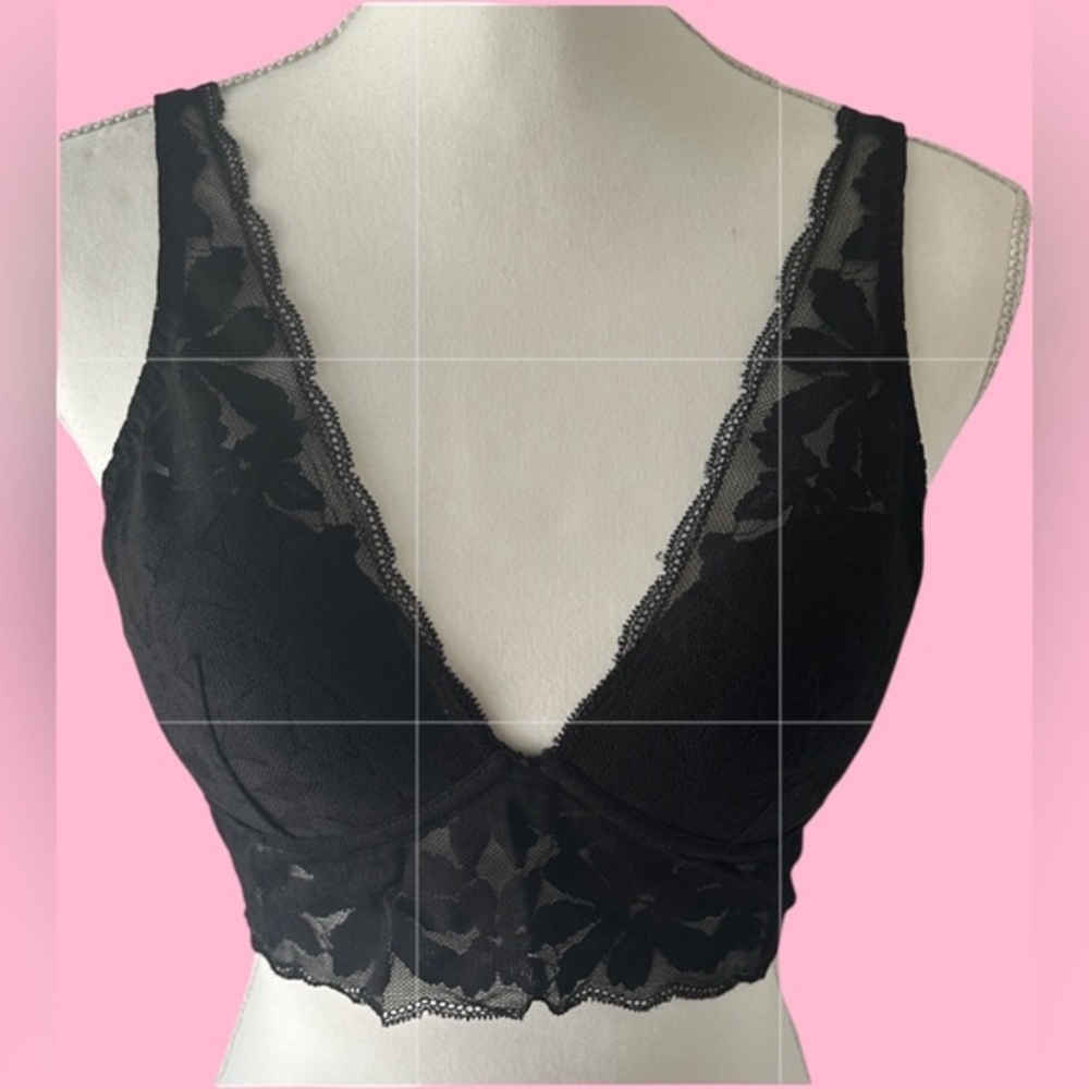PINK Victoria's Secret Black Floral Lace Bra